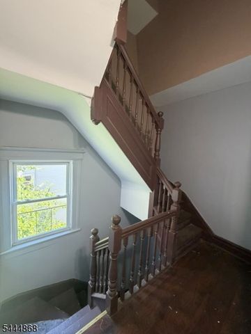 217 N 15Th St, East Orange City, NJ 07017