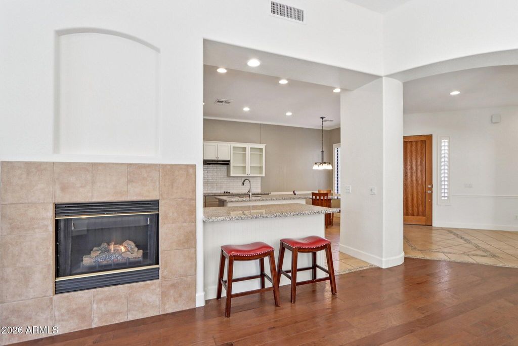 Image 14 of property listing at 7445 E EAGLE CREST Drive 1099, Mesa, AZ 85207