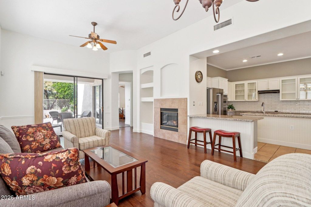 Image 6 of property listing at 7445 E EAGLE CREST Drive 1099, Mesa, AZ 85207