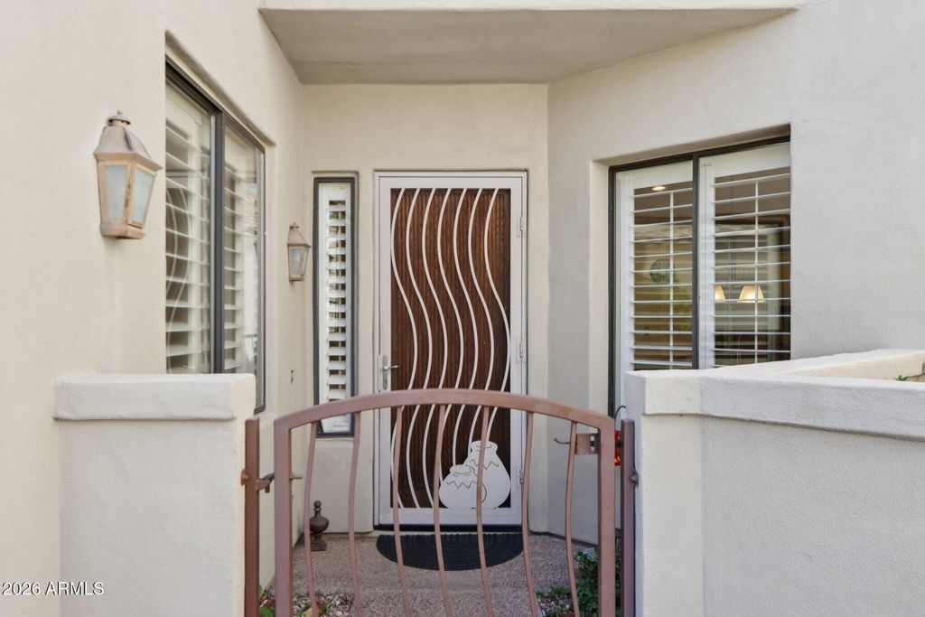 Image 9 of property listing at 7445 E EAGLE CREST Drive 1099, Mesa, AZ 85207