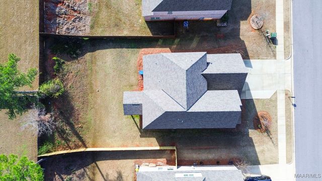 522 Jeffrey Drive, Prattville, AL 36066