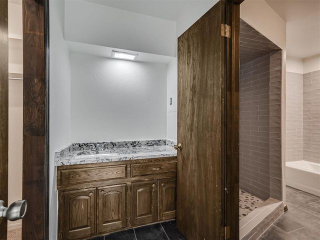 6104 Hummingbird Circle, El Reno, OK 73036