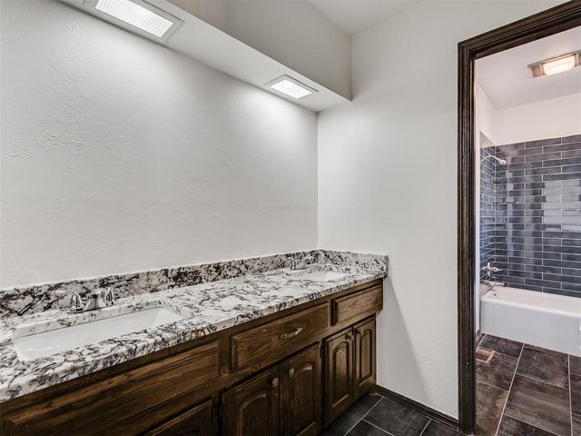 6104 Hummingbird Circle, El Reno, OK 73036