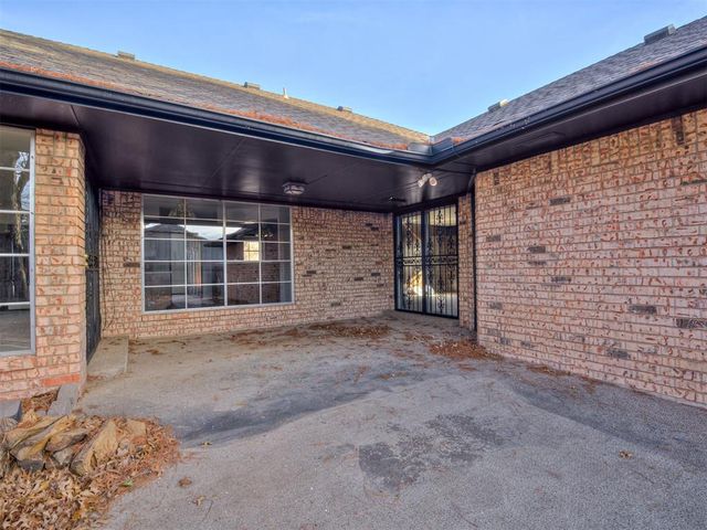 6104 Hummingbird Circle, El Reno, OK 73036