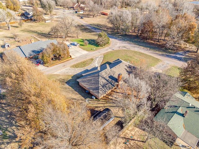 6104 Hummingbird Circle, El Reno, OK 73036
