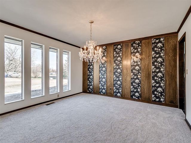 6104 Hummingbird Circle, El Reno, OK 73036