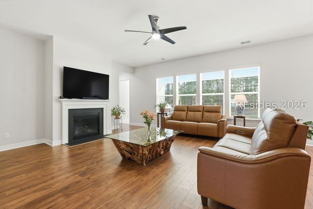 465 Azalea Pl, Hardeeville, SC 29927