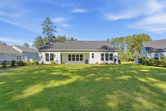 465 Azalea Pl, Hardeeville, SC 29927