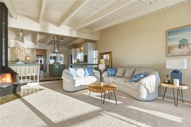 883 Katella, Laguna Beach, CA 92651