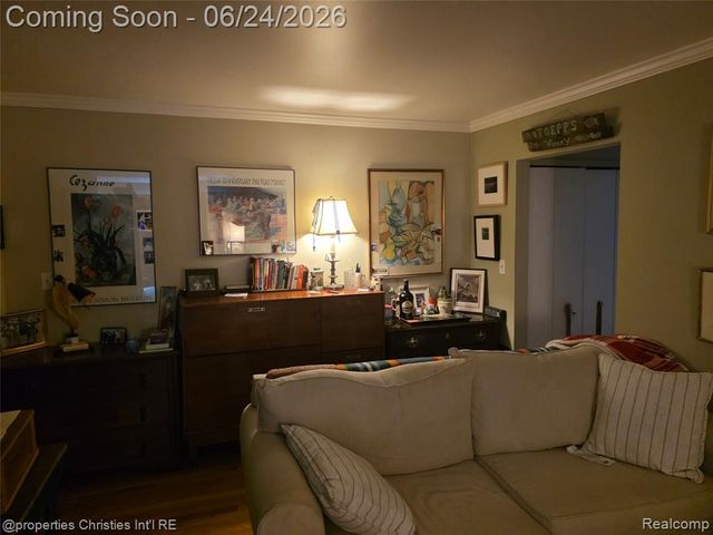 4810 Briarwood Avenue F2, Royal Oak, MI 48073
