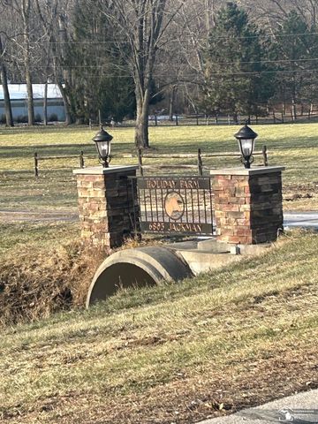 6805 Jackman Road, Temperance, MI 48182