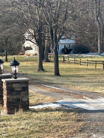 6805 Jackman Road, Temperance, MI 48182