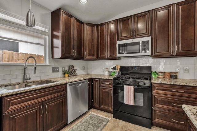 513 Shant ST, Austin, TX 78748