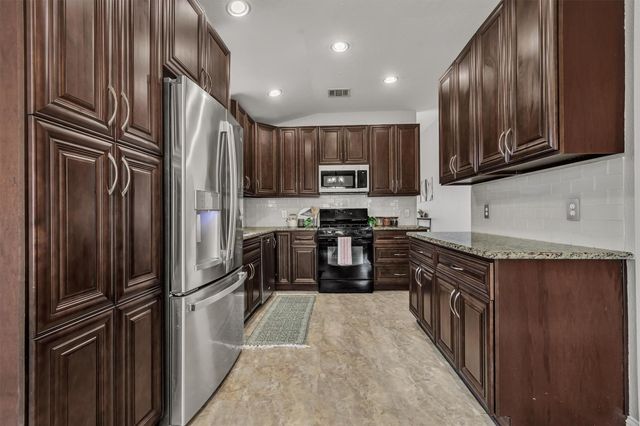 513 Shant ST, Austin, TX 78748