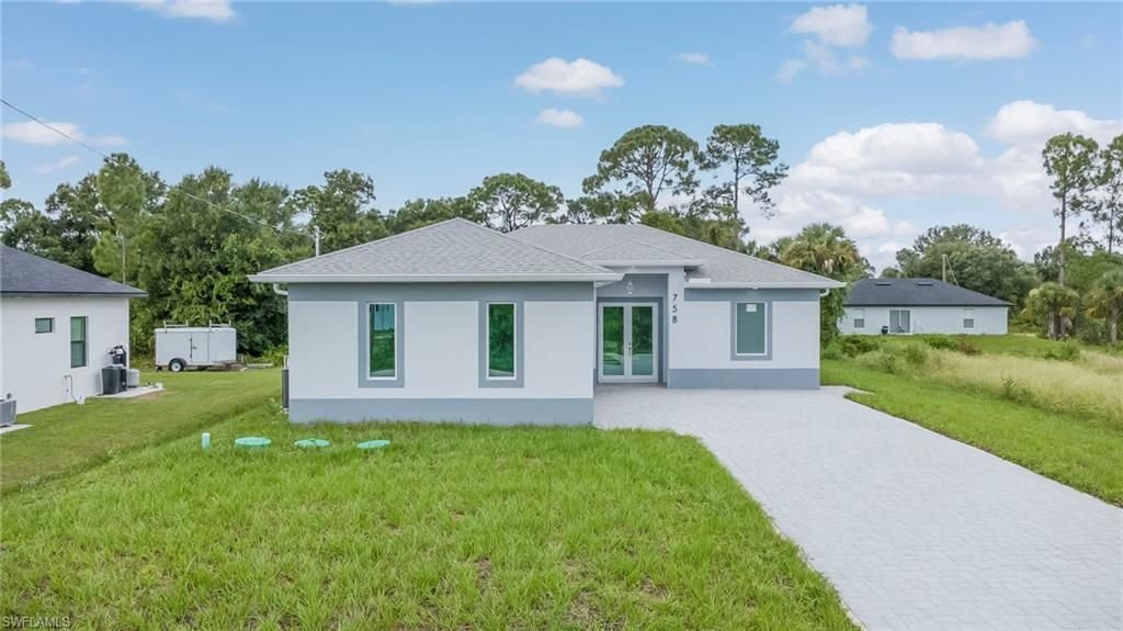 758 Bianca AVE S, LEHIGH ACRES, FL 33974 — exterior