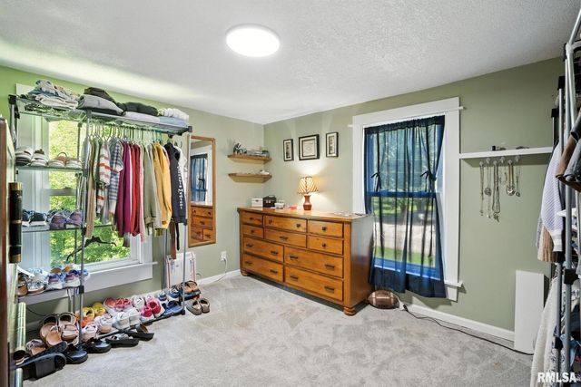 24776 178TH Street, Pleasant Valley, IA 52767