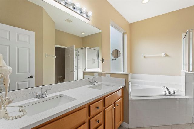 146 AFRICAN DAISY COURT, Davenport, FL 33837