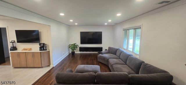 316 Cranford Ave, Linden City, NJ 07036