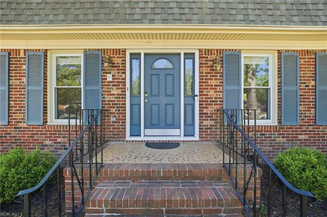 3224 Pineridge DR, Chesapeake, VA 23321