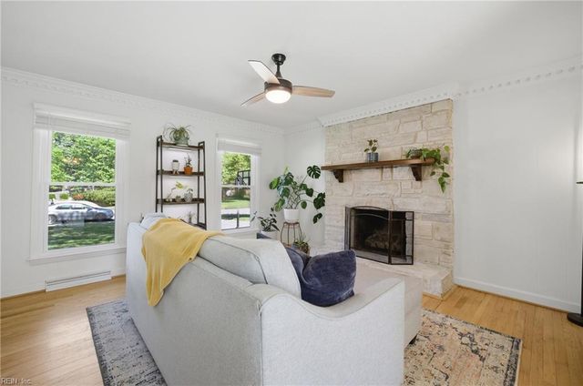 3224 Pineridge DR, Chesapeake, VA 23321