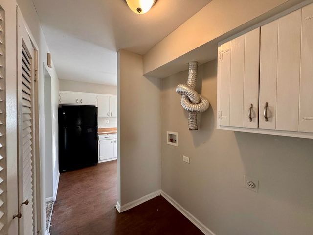 15326 Dorchester Avenue, Dolton, IL 60419