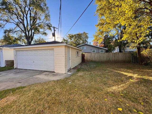 15326 Dorchester Avenue, Dolton, IL 60419