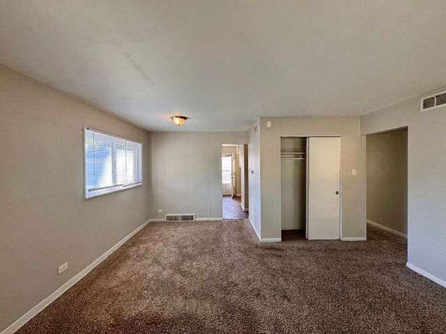 15326 Dorchester Avenue, Dolton, IL 60419