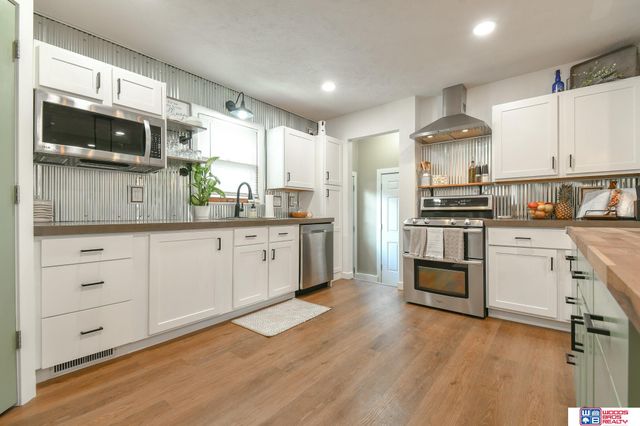 1401 N 70th Street, Lincoln, NE 68505