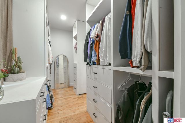 1401 N 70th Street, Lincoln, NE 68505