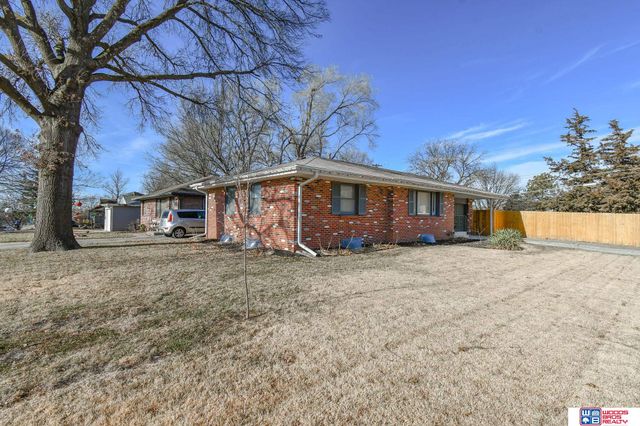 1401 N 70th Street, Lincoln, NE 68505