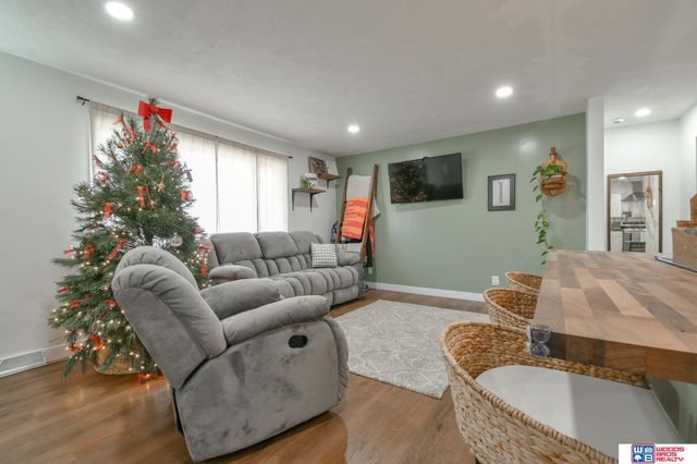 1401 N 70th Street, Lincoln, NE 68505