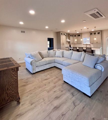 2267 Old Highway 60 West, Mitchell, IN 47446