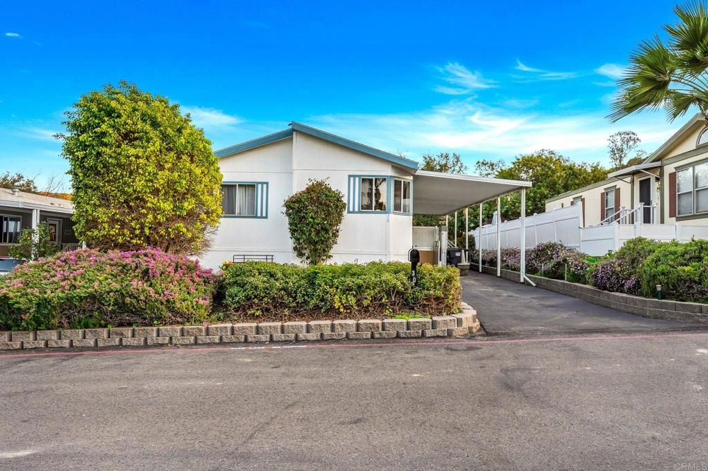 13162 Highway 8 Business 30, El Cajon, CA 92021 — exterior