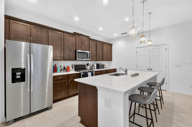 6809 SERPENT HAWK LANE, Howey In The Hills, FL 34737