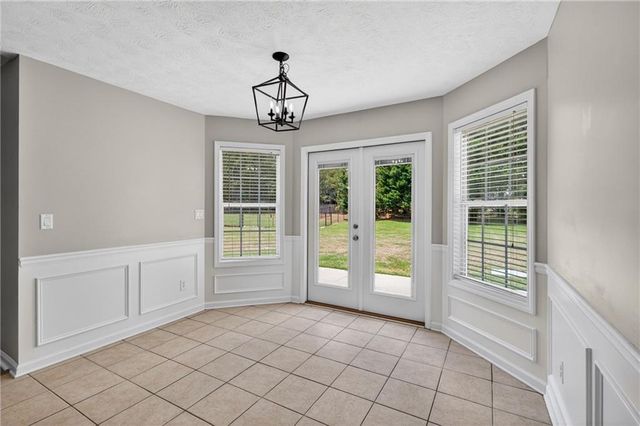 705 Annslee Court, Loganville, GA 30052