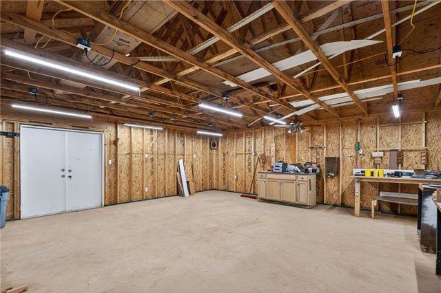 705 Annslee Court, Loganville, GA 30052