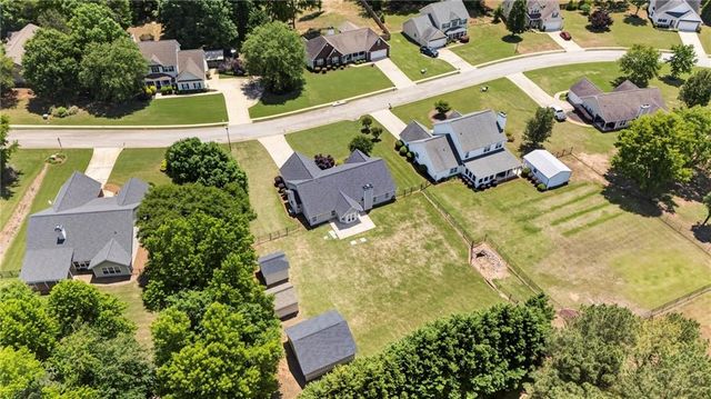 705 Annslee Court, Loganville, GA 30052