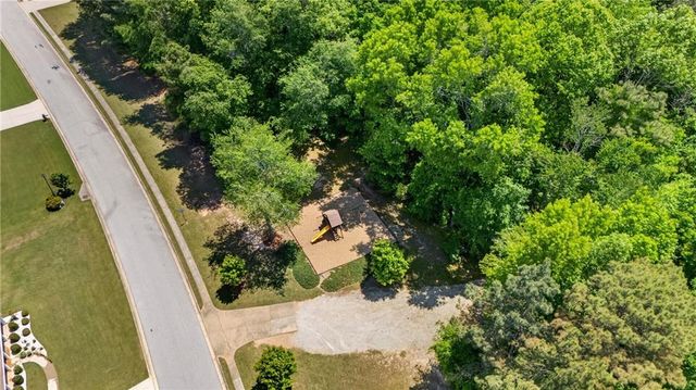 705 Annslee Court, Loganville, GA 30052