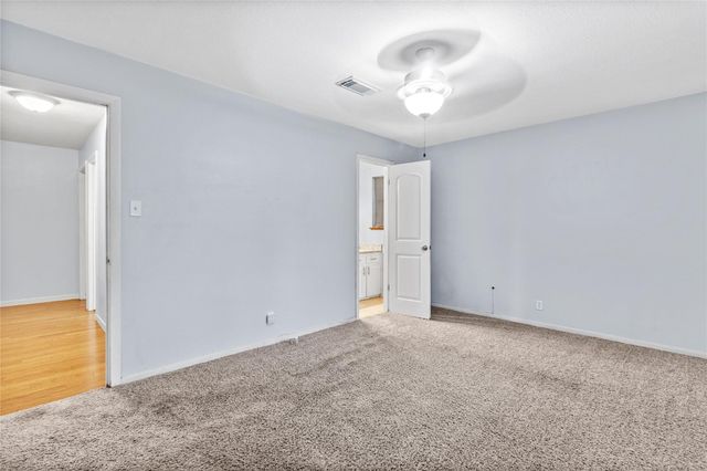 416 E Myrtle Street, Angleton, TX 77515