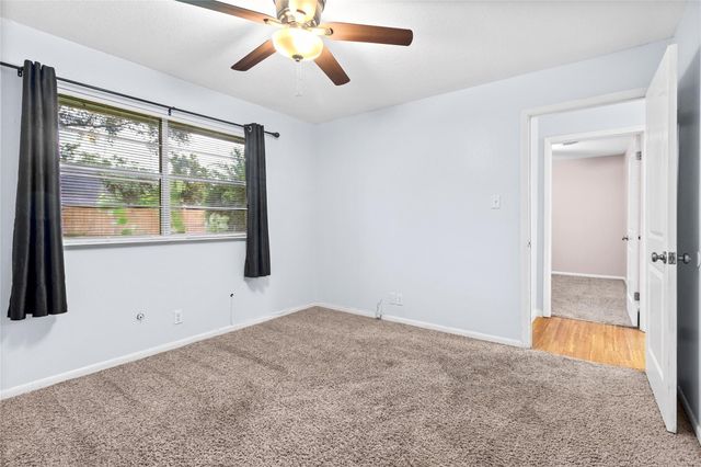 416 E Myrtle Street, Angleton, TX 77515