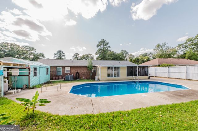 206 Scarborough Road, Centerville, GA 31028