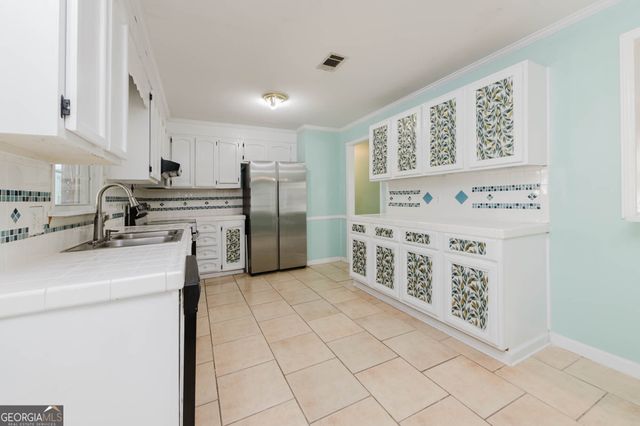 206 Scarborough Road, Centerville, GA 31028