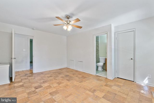 5902 WESTCHESTER PARK DR, College Park, MD 20740