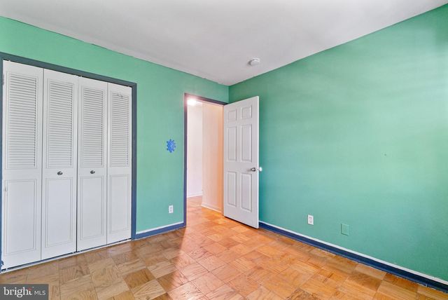 5902 WESTCHESTER PARK DR, College Park, MD 20740