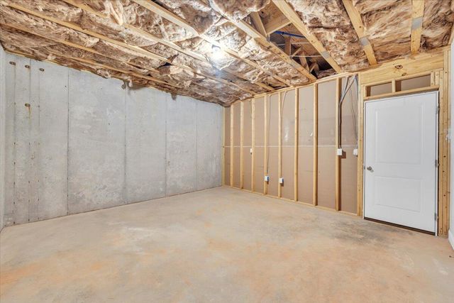 5615 Huntridge RD, Roanoke, VA 24012