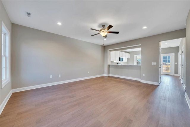 5615 Huntridge RD, Roanoke, VA 24012