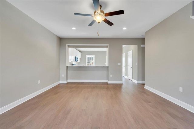 5615 Huntridge RD, Roanoke, VA 24012