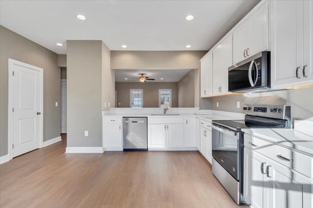 5615 Huntridge RD, Roanoke, VA 24012