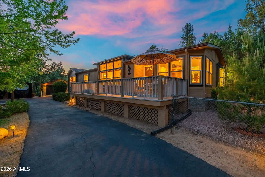 Image 2 of property listing at 5332 N CLEONNA Drive, Pine, AZ 85544
