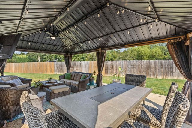 4836 SHADOW PINE CV, Bartlett, TN 38002